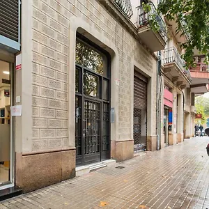 Modernism And Comfort In A Strategic Location Barcelona