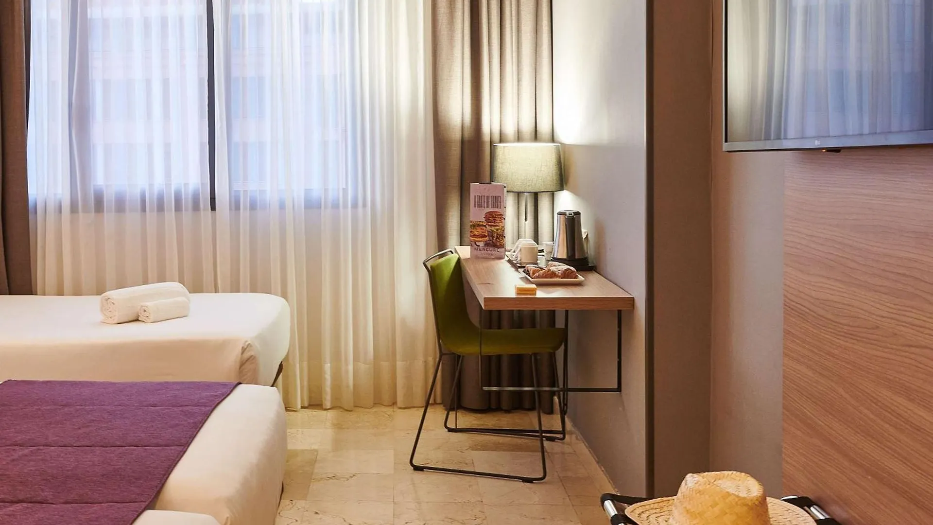 Mercure Barcelona Condor Hotel